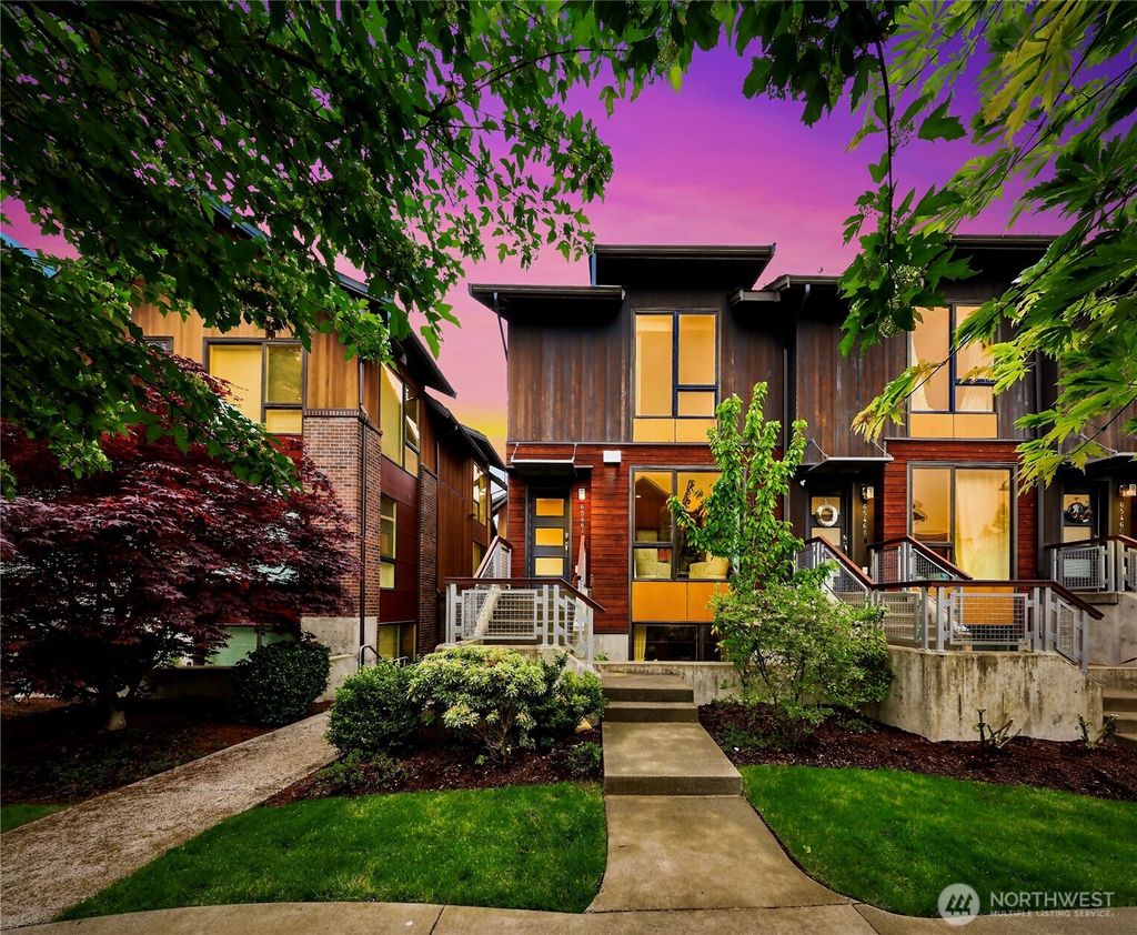 Photo of 6546 32nd Avenue NE #A, Seattle, WA 98115 (MLS # 2511455)