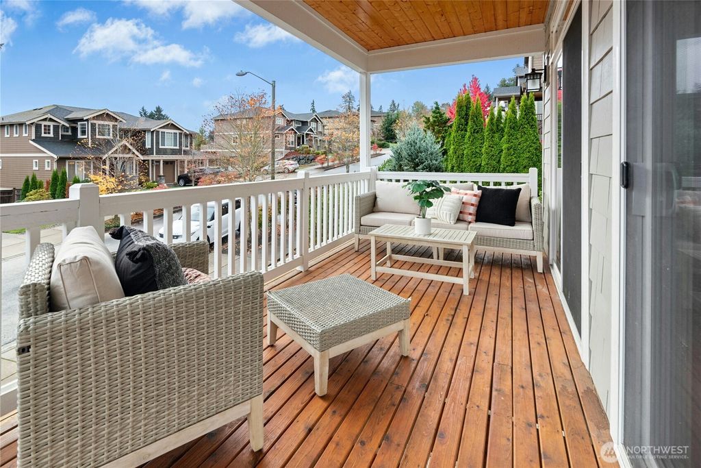 Photo of 14713 98th Avenue NE, Bothell, WA 98011 (MLS # 2446824)