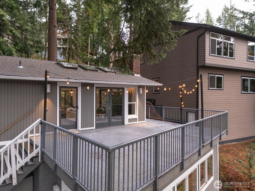 Photo of 9 Grand View Lane, Bellingham, WA 98229 (MLS # 2458067)