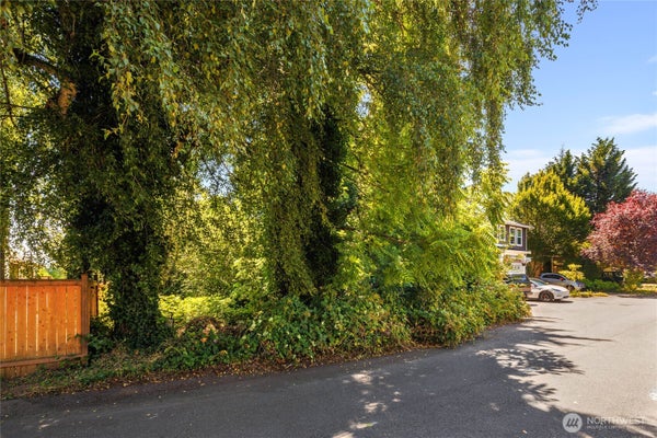 315 LIND AVE NW, RENTON, WA 98057 - Image e9c7ffd4273ee36115198a34d1cacbbc/2929366288