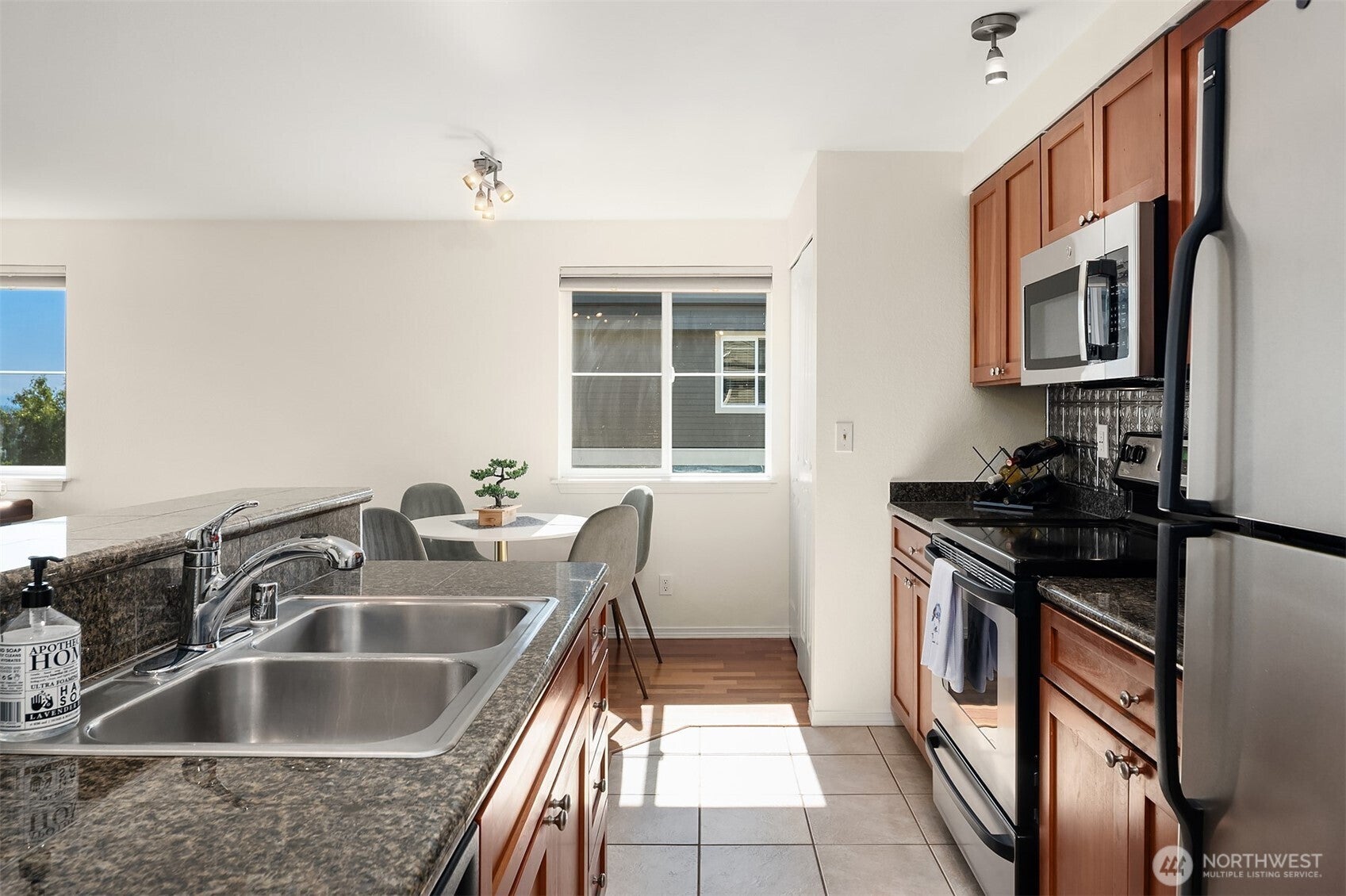 300 10th Avenue B409