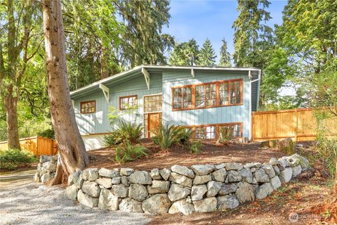 Photo of 18228 Broadway Avenue, Clearview, WA 98296 (MLS # 2438621)
