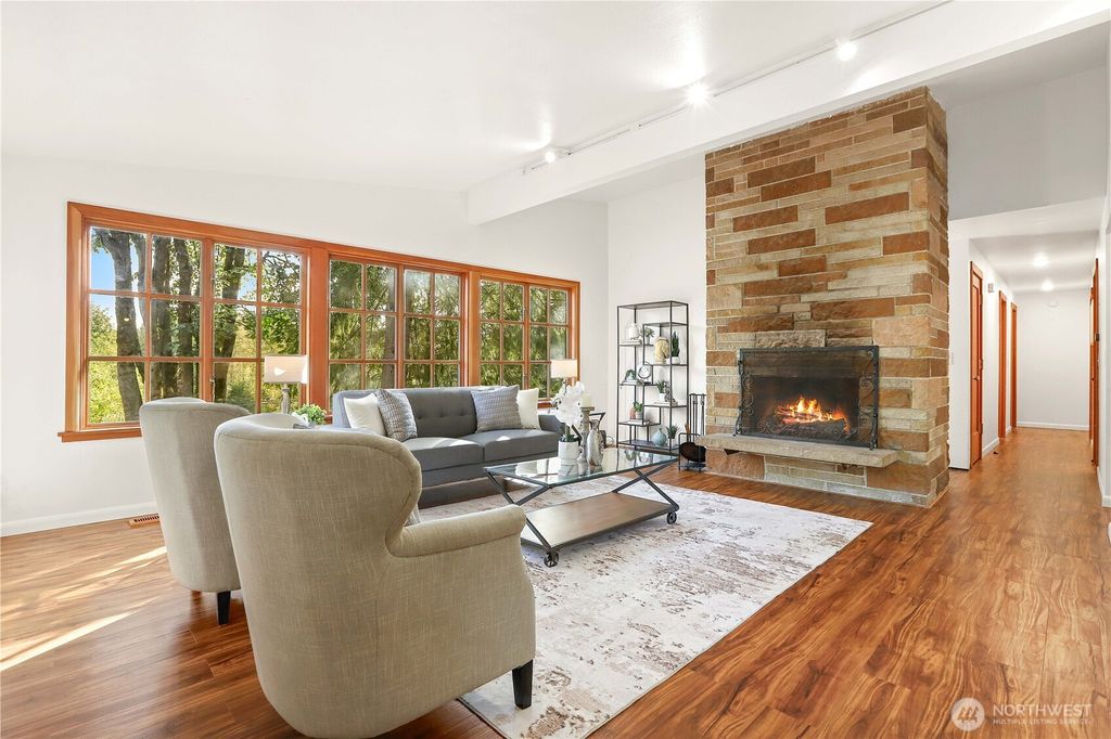Photo of 18228 Broadway Avenue, Clearview, WA 98296 (MLS # 2438621)