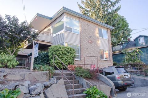 Photo of 4417 Bagley Avenue N #4, Seattle, WA 98103 (MLS # 2552824)