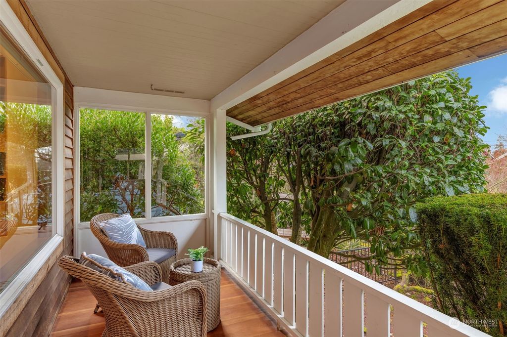Photo of 3016 38th Avenue SW, Seattle, WA 98126 (MLS # 2321051)