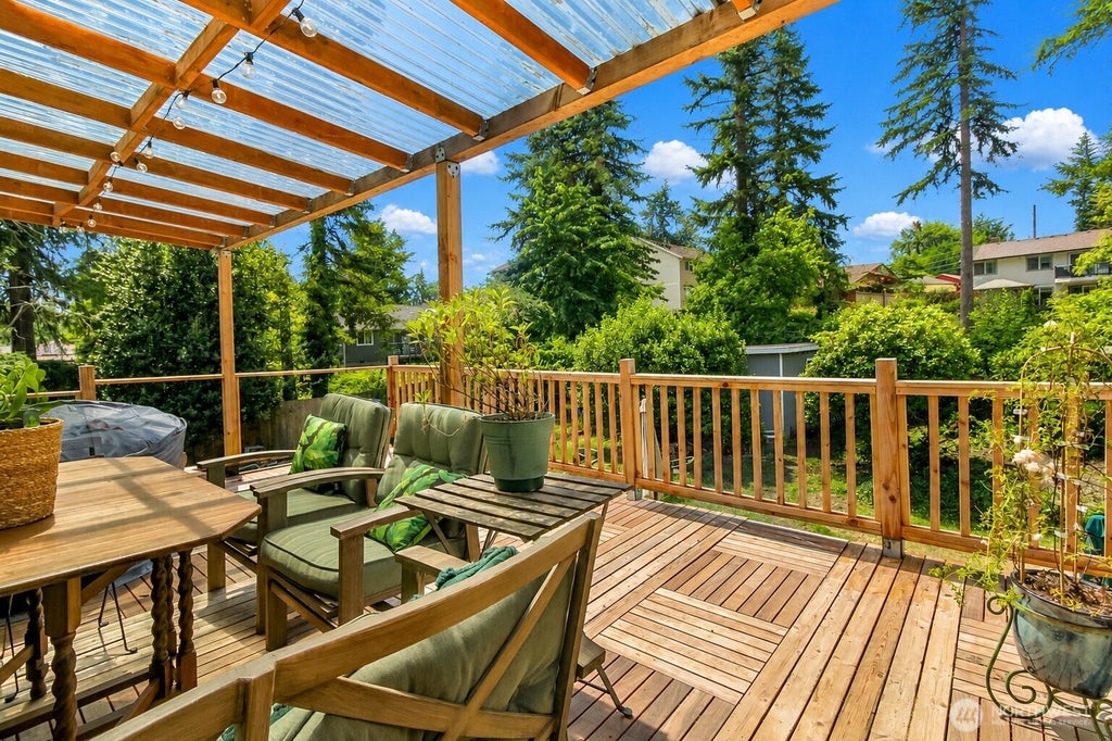 Photo of 7020 E Homestead Court, Tacoma, WA 98404 (MLS # 2557708)