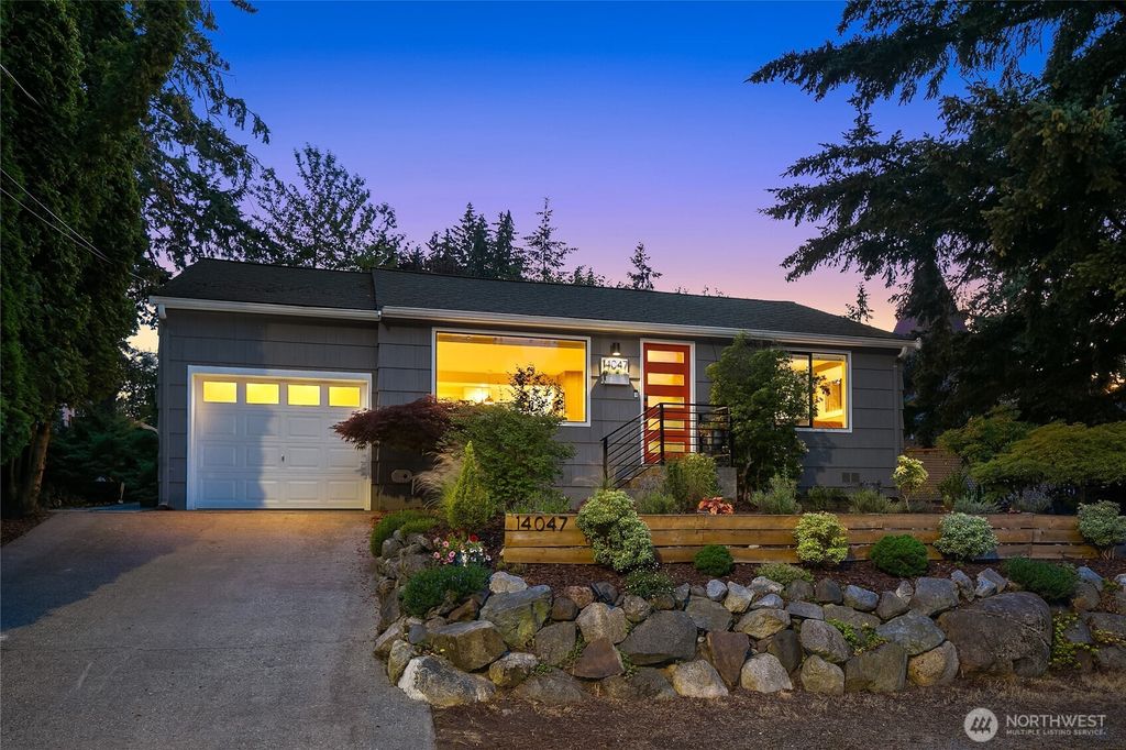 Photo of 14047 Burke Avenue N, Seattle, WA 98133 (MLS # 2418344)