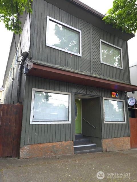 Photo of 2506 S JACKSON Street, Seattle, WA 98144 (MLS # 2533213)