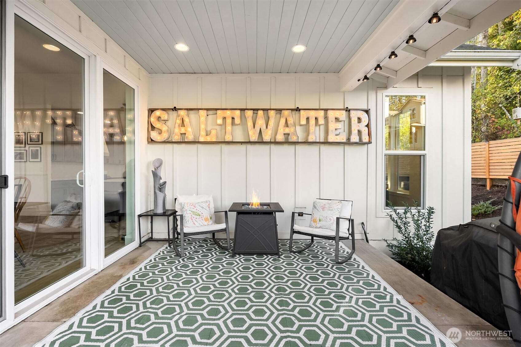 825 NW Finn Hill Road