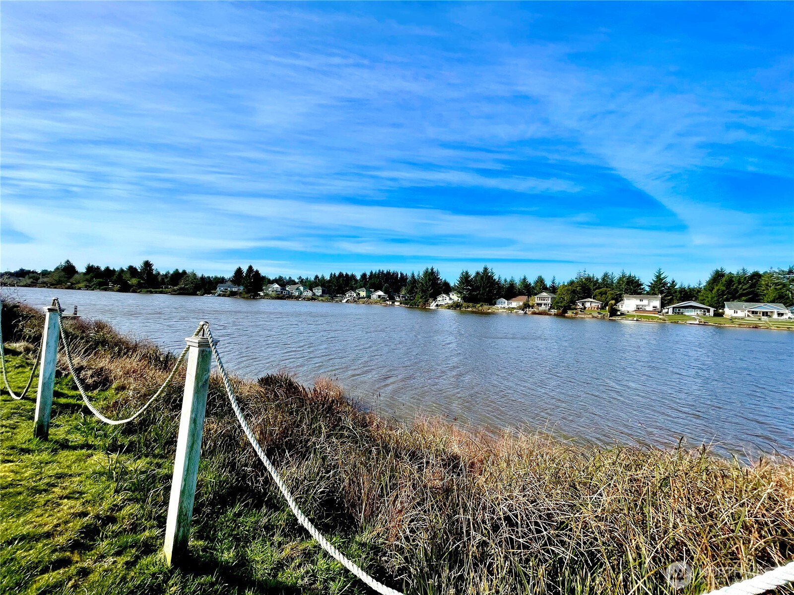 571 E Chance A La Mer NE