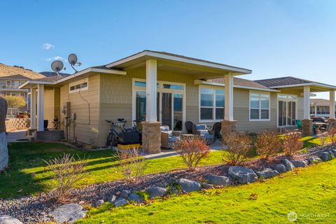 Photo of 9246 NW Canyon Dr Dr #C12, Quincy, WA 98848 (MLS # 2460083)