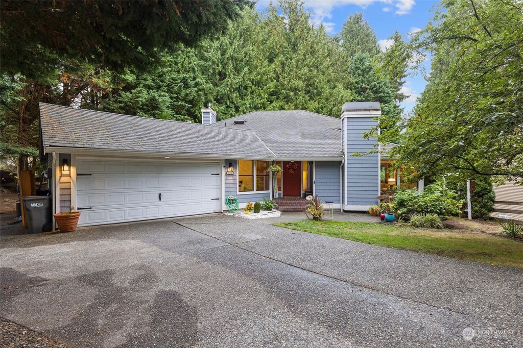 Photo of 23501 34th Avenue W, Brier, WA 98036 (MLS # 2161640)