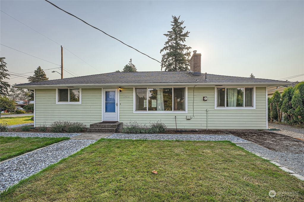 Photo of 12602 22nd Avenue S, Burien, WA 98168 (MLS # 2287811)