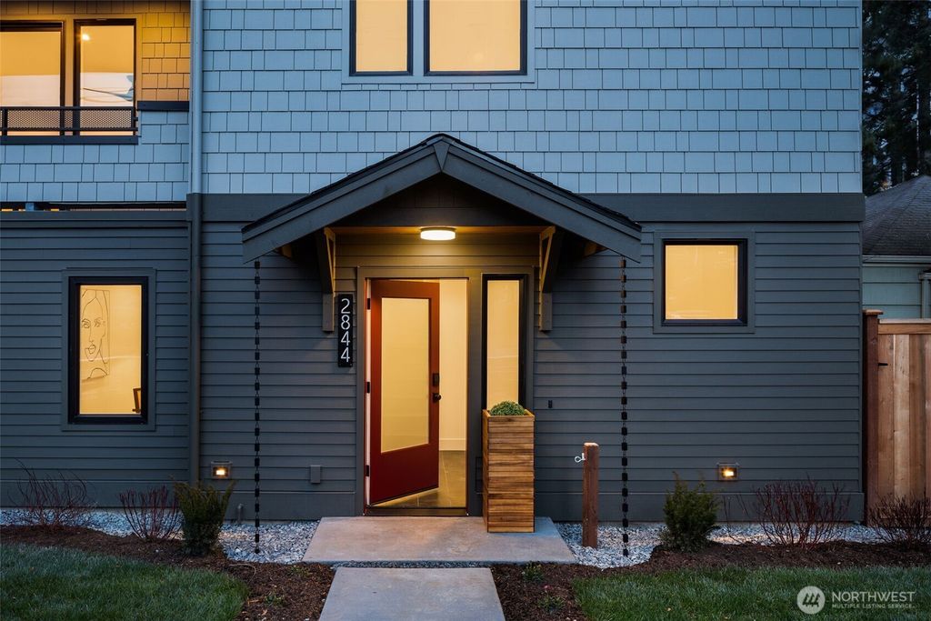 Photo of 2844 35th Avenue W, Seattle, WA 98199 (MLS # 2492285)