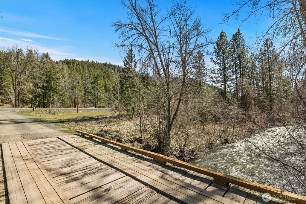 Photo of 0 XX Swauk Creek Lane, Cle Elum, WA 98922 (MLS # 2503174)