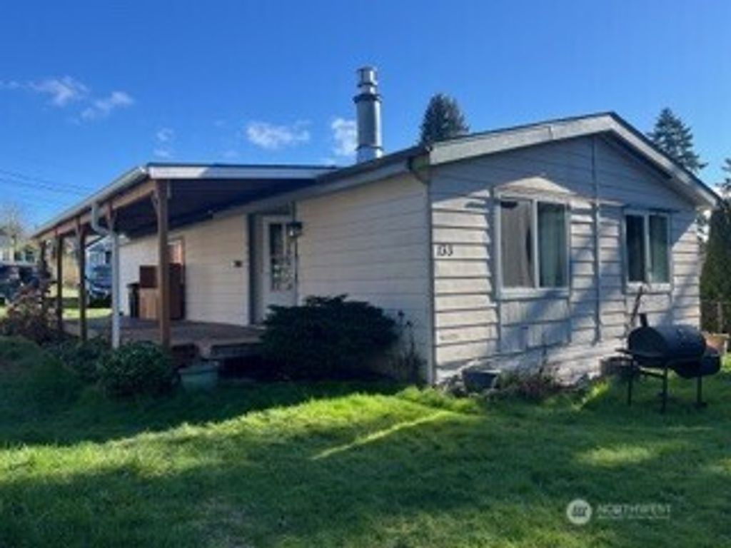 Photo of 3031 Nipsic Avenue, Bremerton, WA 98310 (MLS # 2485434)
