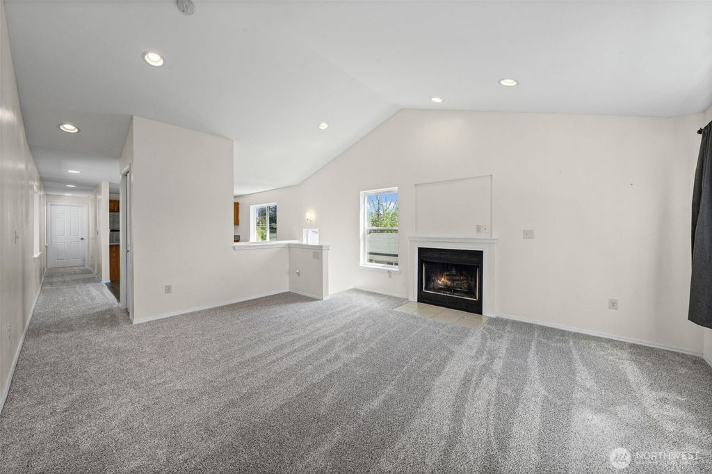 Photo of 2105 S Sprague AVE, Tacoma, WA 98405 (MLS # 2514341)