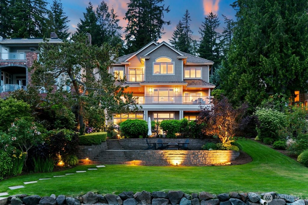 Photo of 2254 W Lake Sammamish Parkway SE, Bellevue, WA 98008 (MLS # 2377540)