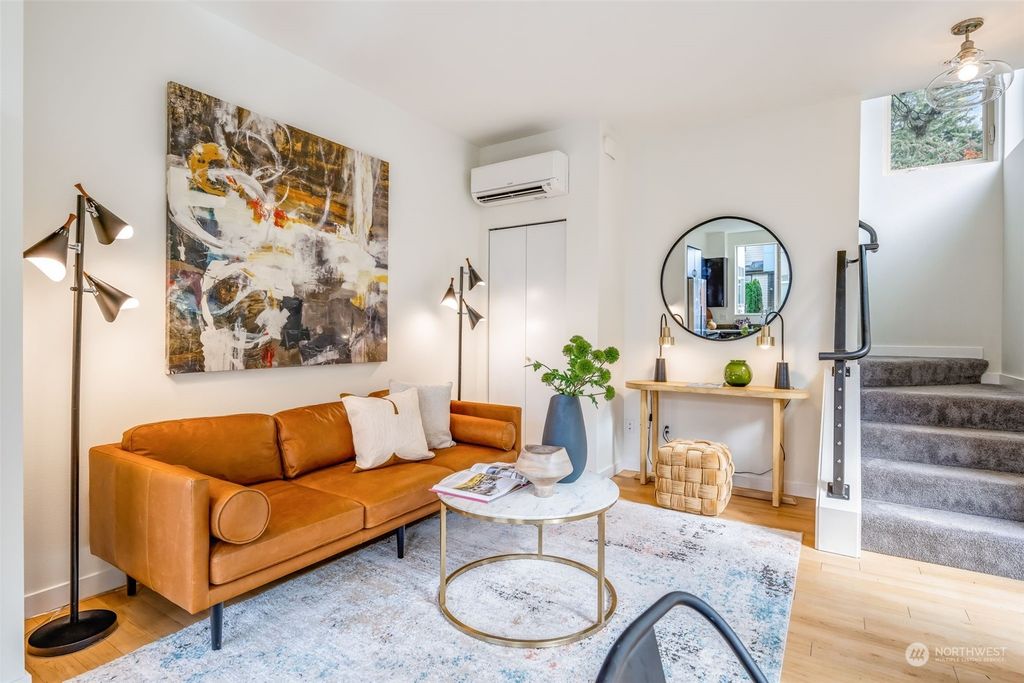 Photo of 1423 NE 86th Street, Seattle, WA 98115 (MLS # 2299441)