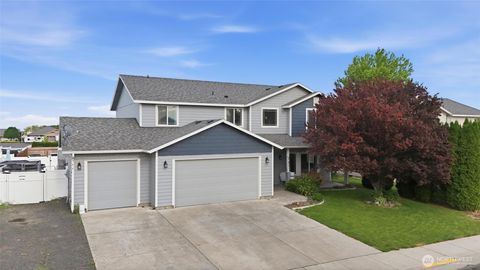 Photo of 802 Willow Avenue NE, Quincy, WA 98848 (MLS # 2510022)