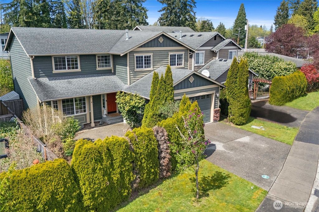 Photo of 17216 12th Place W, Lynnwood, WA 98037 (MLS # 2360297)