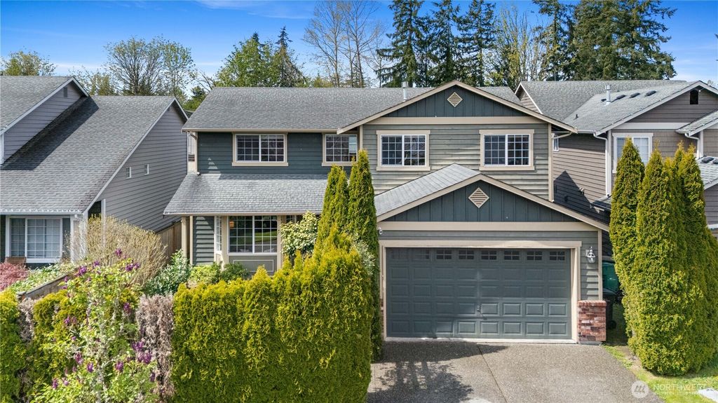 Photo of 17216 12th Place W, Lynnwood, WA 98037 (MLS # 2360297)