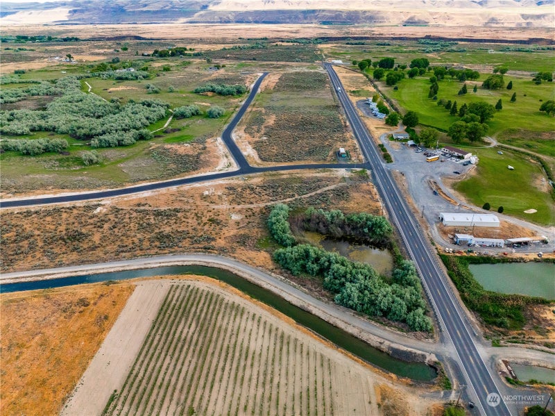 0 10 Road 13.6 SW