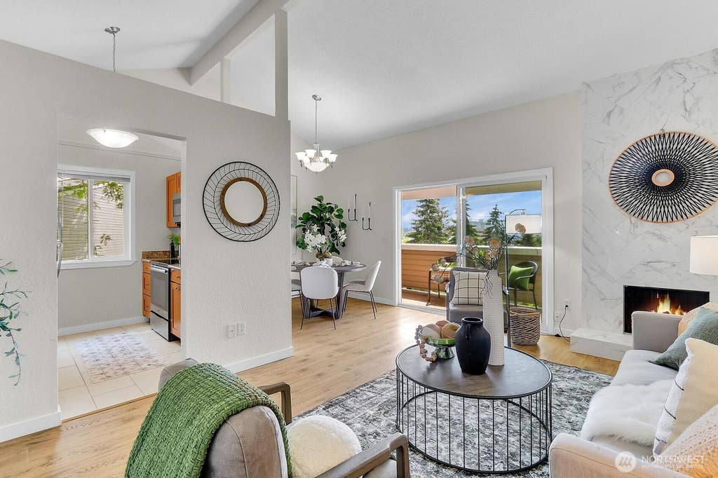 Photo of 12415 NE 130th Court #H310, Kirkland, WA 98034 (MLS # 2534405)