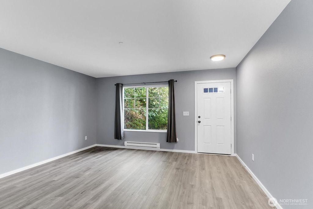 Photo of 9509 Hancock Avenue SE, Snoqualmie, WA 98065 (MLS # 2489344)