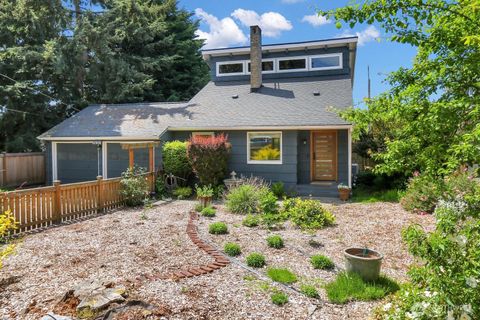 Photo of 10515 1st Avenue NW, Seattle, WA 98177 (MLS # 2527009)