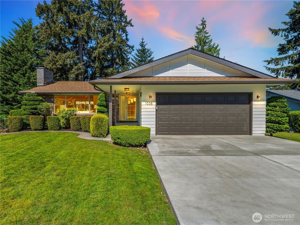 Photo of 1035 147th Avenue SE, Bellevue, WA 98007 (MLS # 2518736)
