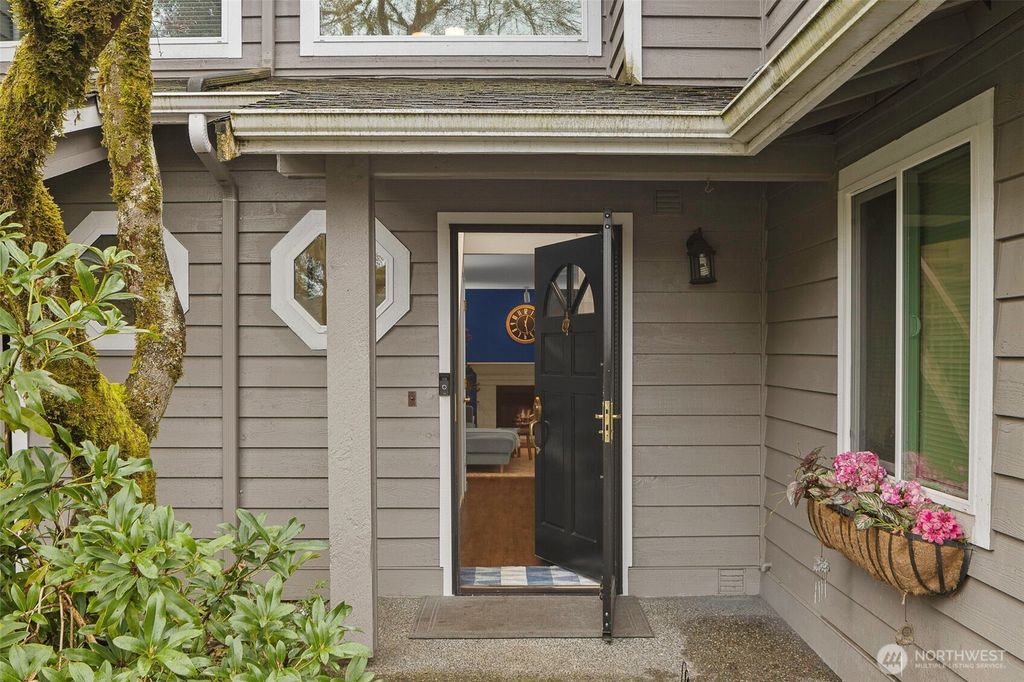 Photo of 15913 NE 41st St St #24-C, Redmond, WA 98052 (MLS # 2354789)