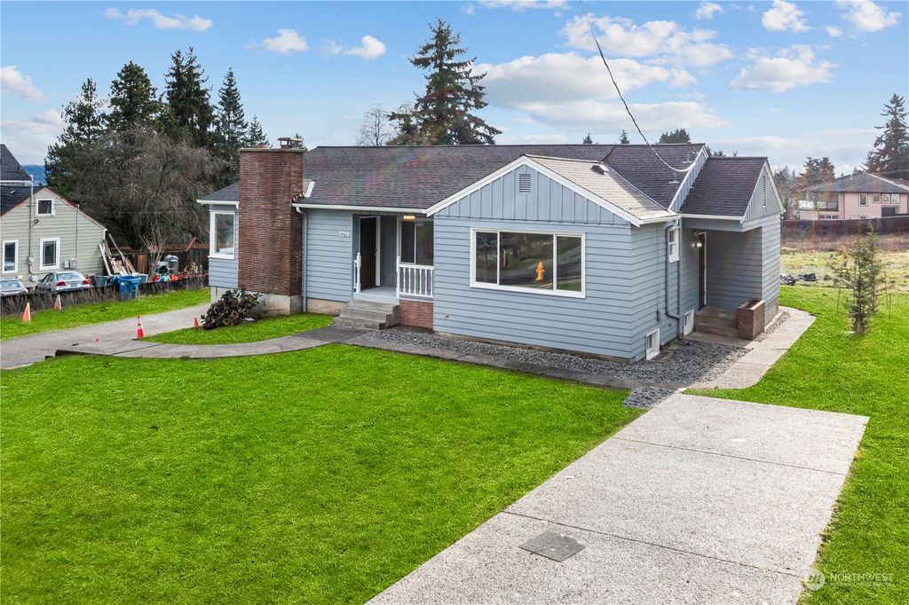 Photo of 4465 S 168th Street, SeaTac, WA 98188 (MLS # 2185072)