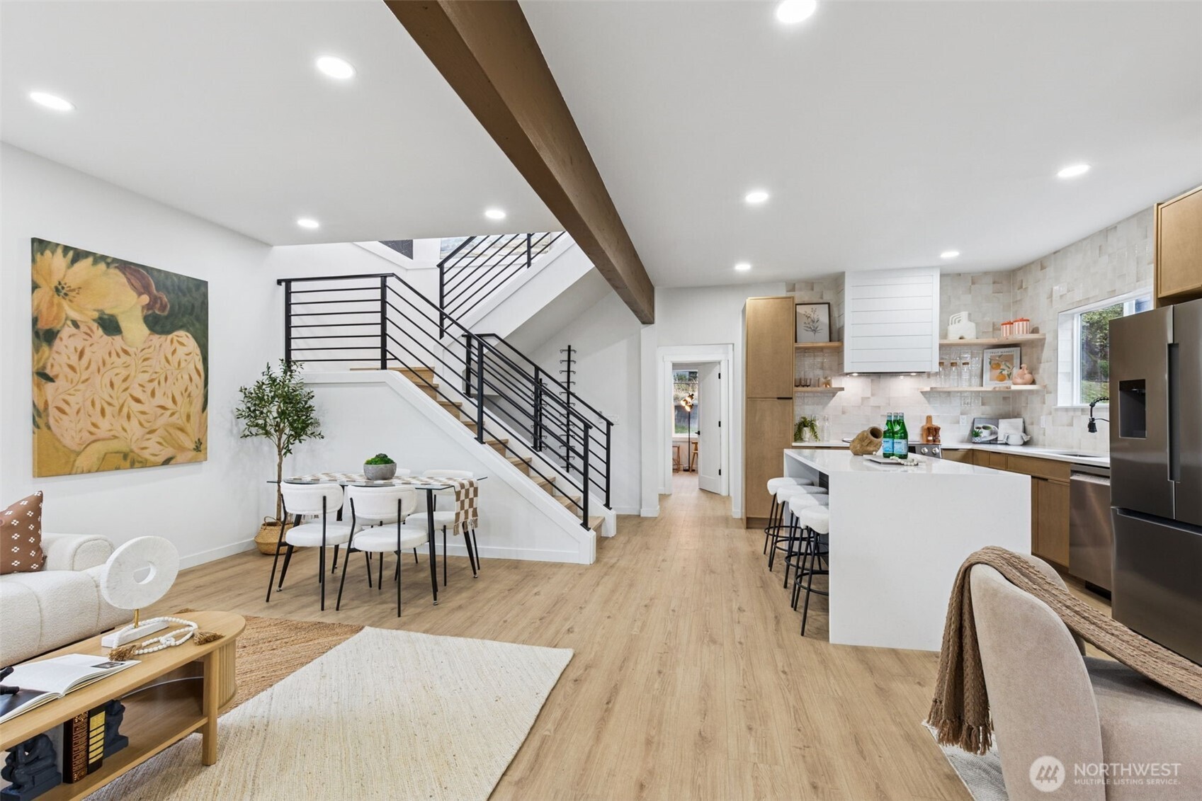 4002 Courtland Place S