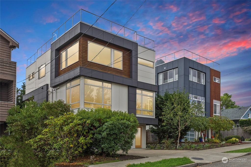 Photo of 5237 S Farrar Street, Seattle, WA 98118 (MLS # 2293749)