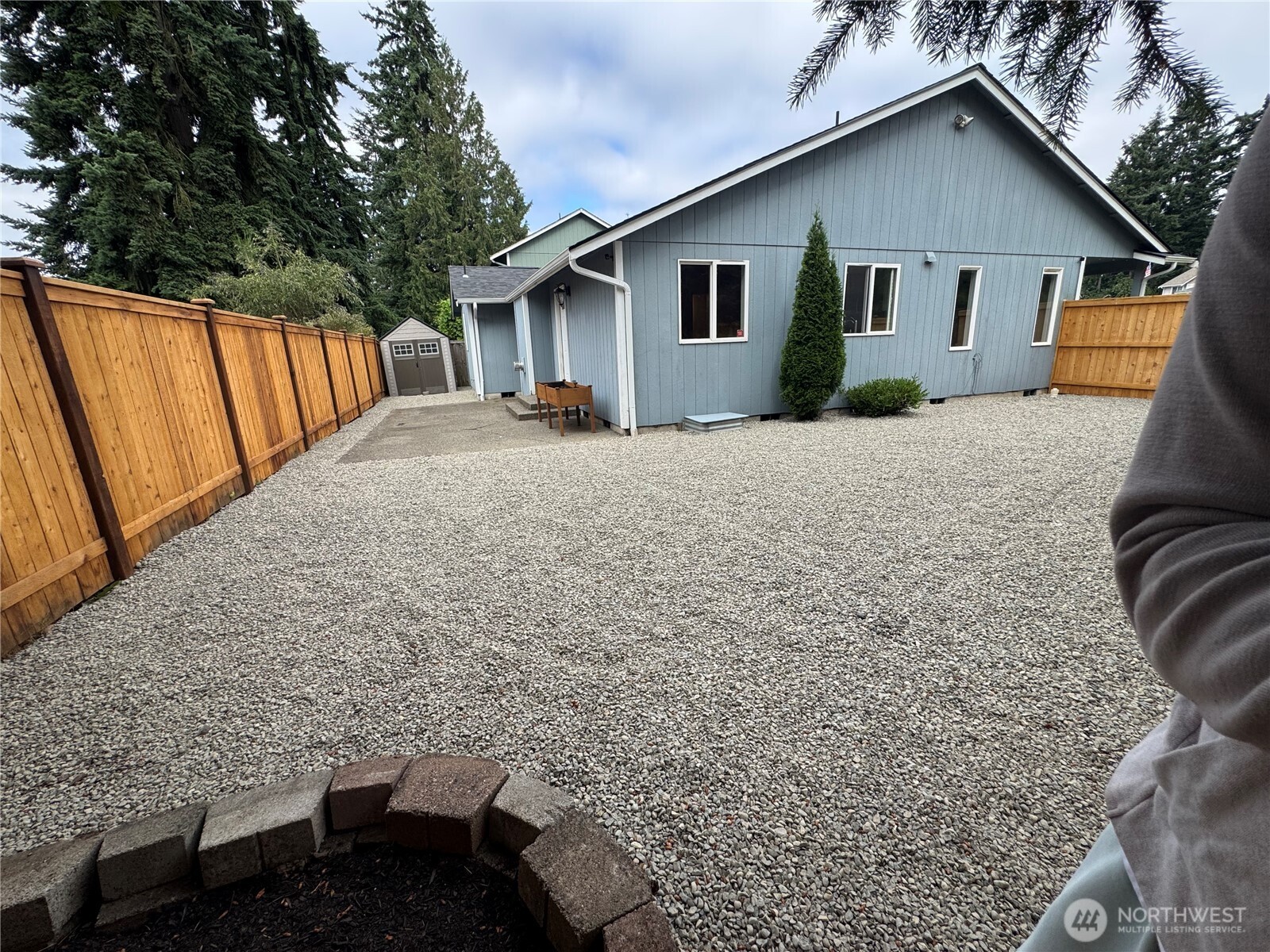 11028 124 Street Ct E