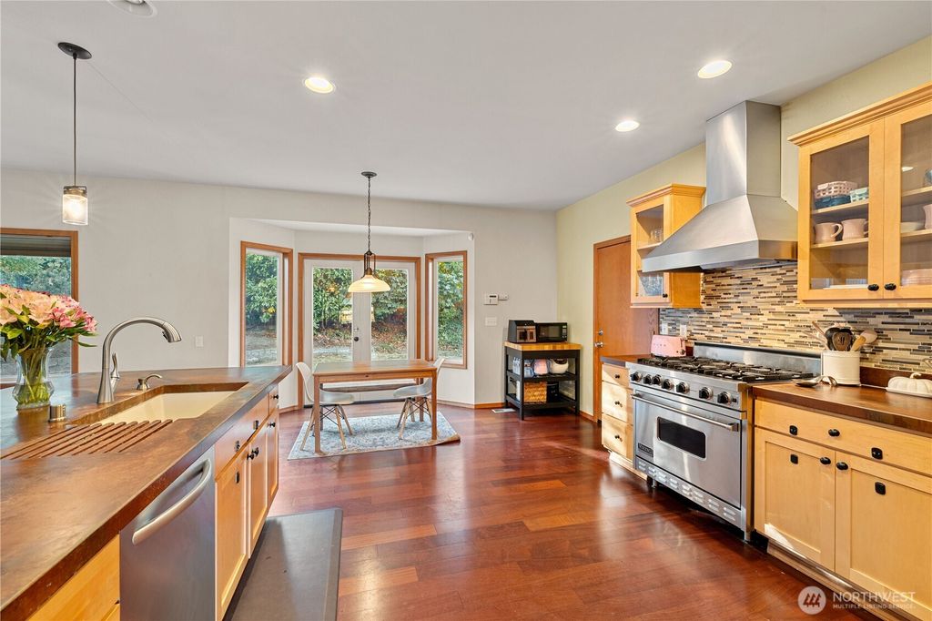Photo of 9301 53rd Avenue S, Seattle, WA 98118 (MLS # 2434200)