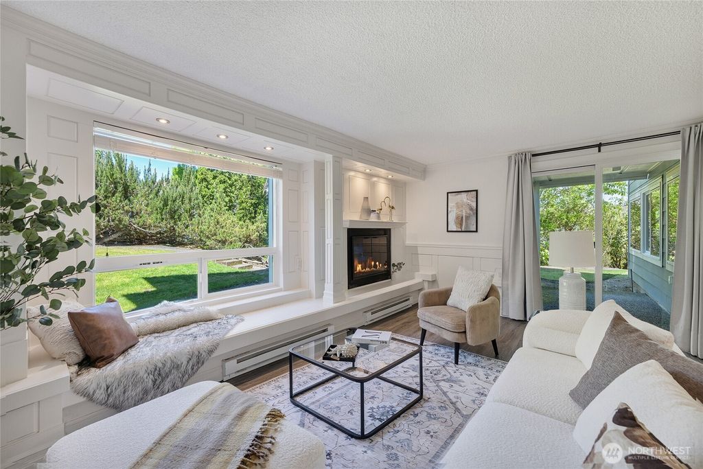 Photo of 7577 Old Redmond Road #10, Redmond, WA 98052 (MLS # 2516807)