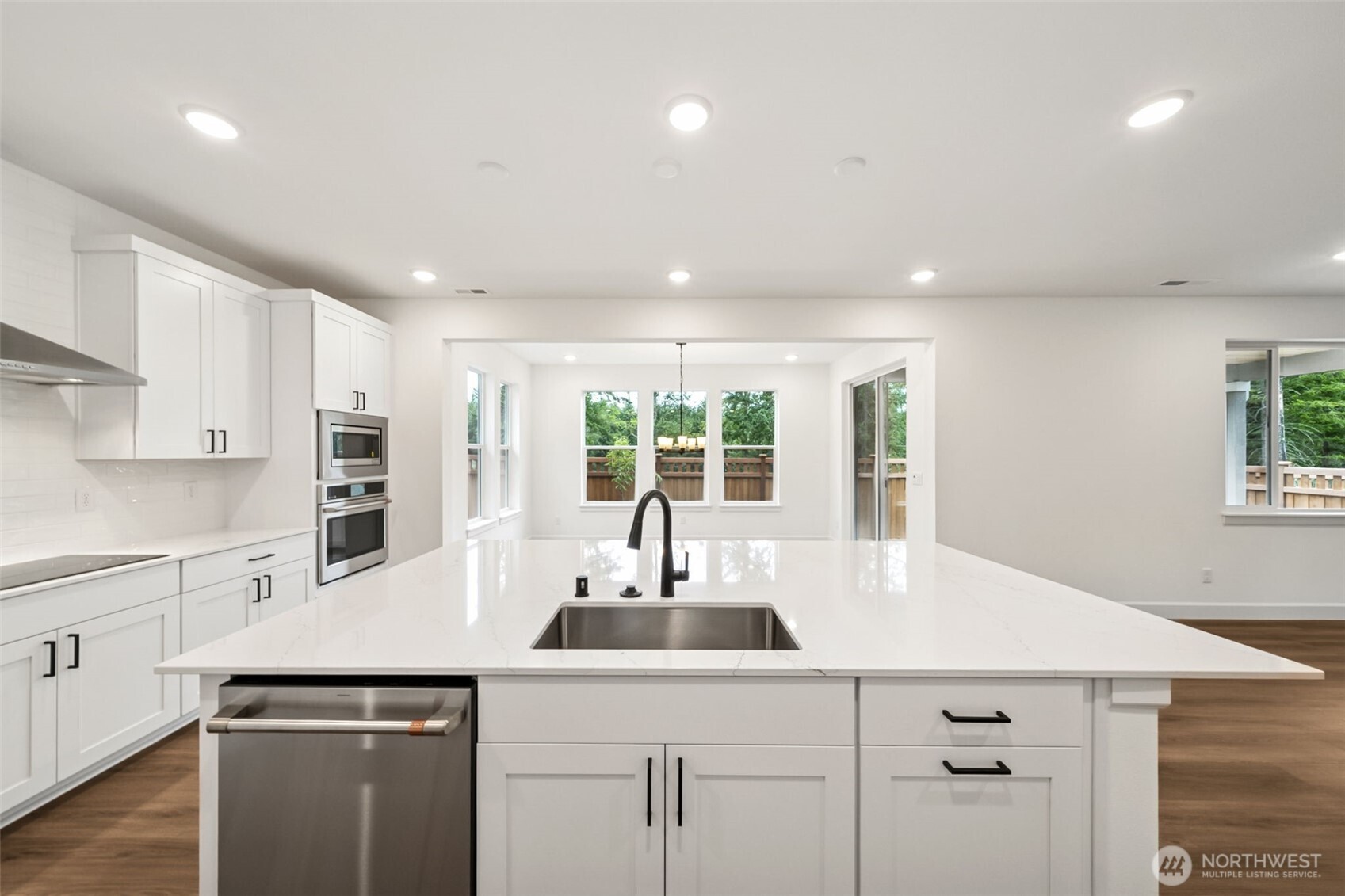 20255 145th Street E 855