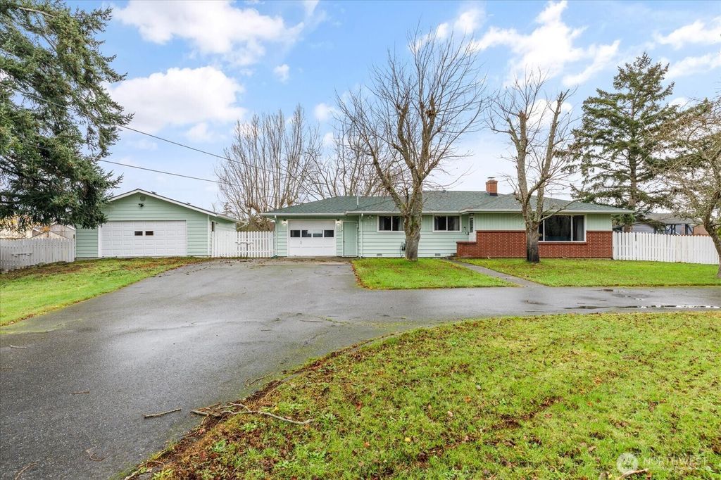 Photo of 1828 SW Rock Rose Drive, Oak Harbor, WA 98277 (MLS # 2461642)