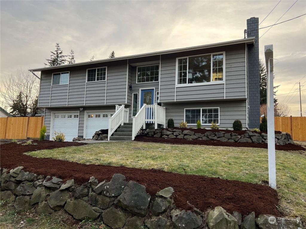 Photo of 7606 Upper Ridge Road, Everett, WA 98203 (MLS # 2038488)