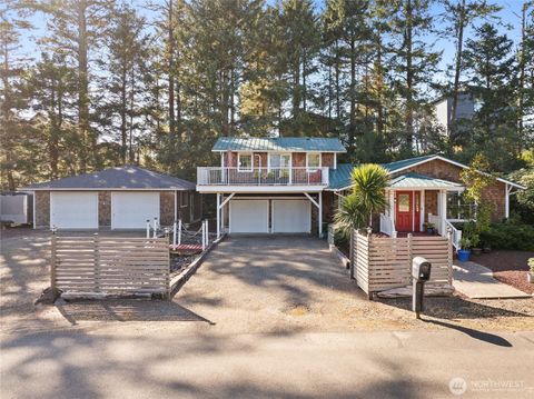 31211 L Street Ocean Park WA 98640