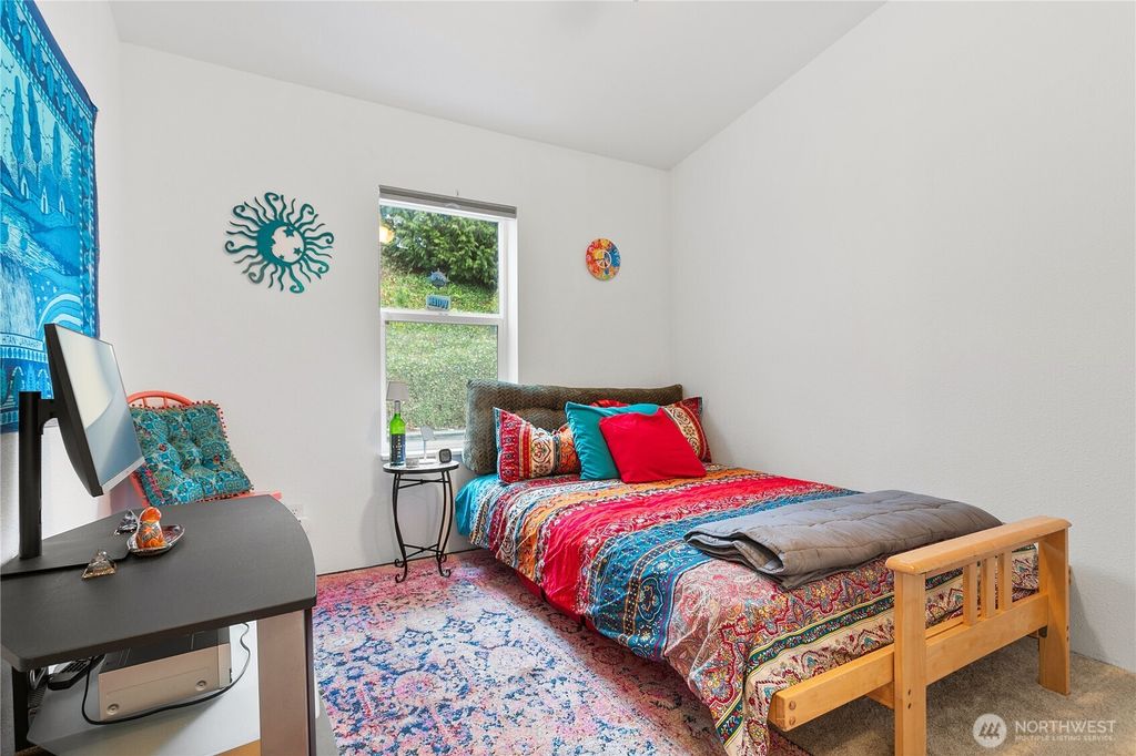 listing image 9369661590799993314
