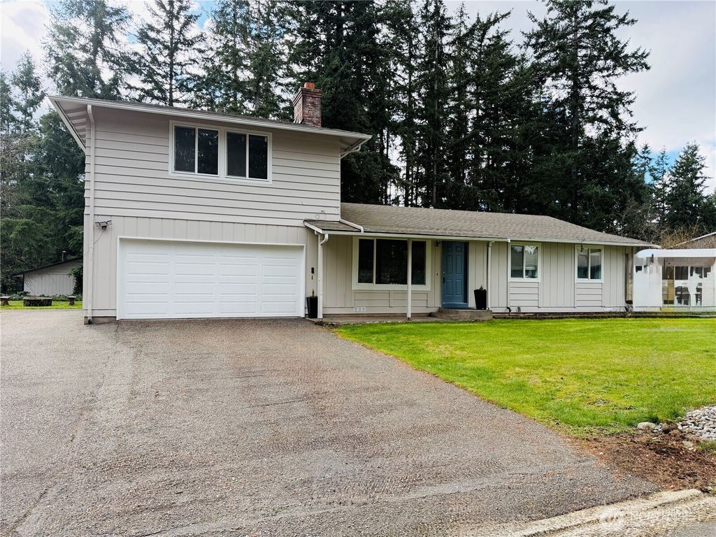 Photo of 23341 SE 266th Street, Maple Valley, WA 98038 (MLS # 2485157)