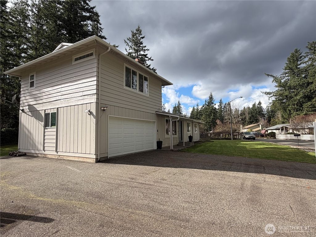 Photo of 23341 SE 266th Street, Maple Valley, WA 98038 (MLS # 2485157)