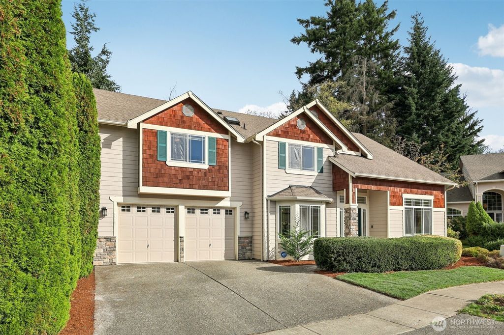 Photo of 1717 SW 144th pl sw Pl, Lynnwood, WA 98087 (MLS # 2443273)