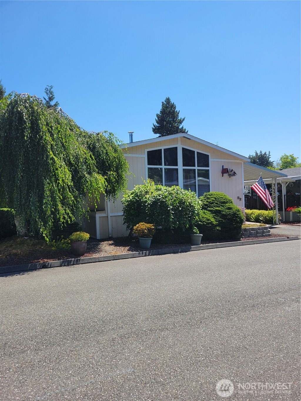 Photo of 1427 100th Street SW #82, Everett, WA 98204 (MLS # 2551855)