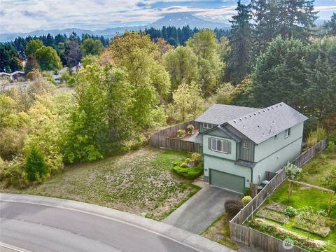 Photo of 18311 28th Avenue E, Tacoma, WA 98445 (MLS # 2438747)
