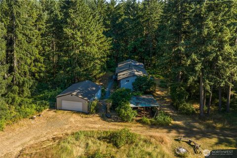 Photo of 8726 210th ST E, Graham, WA 98338 (MLS # 2555028)