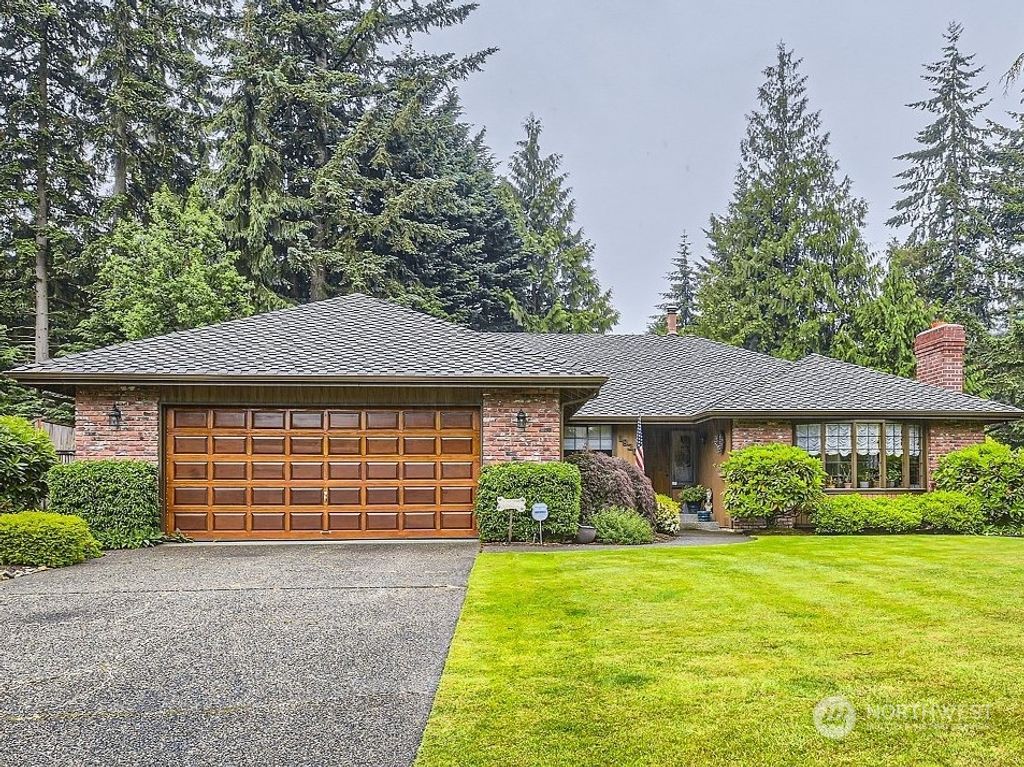 Photo of 1930 144th Street SE, Mill Creek, WA 98012 (MLS # 2126604)